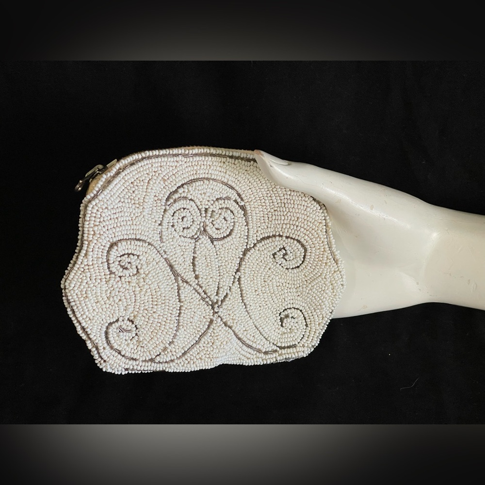 Antique 1920’s Glass beaded white silver hand bag art deco roaring 20s
